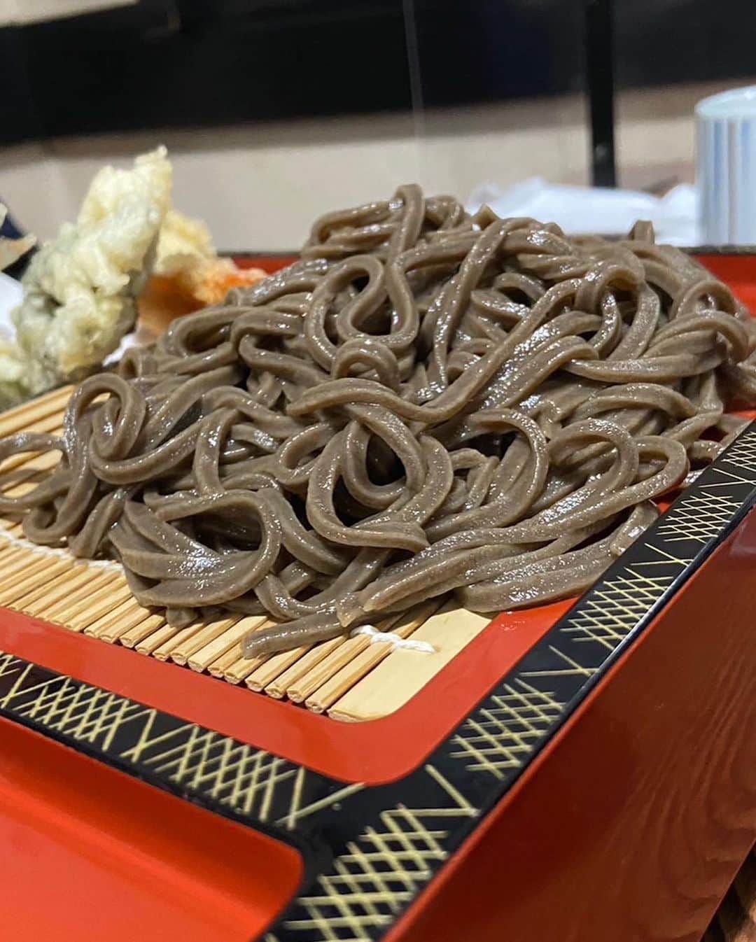 蜂須賀孝治さんのインスタグラム写真 - (蜂須賀孝治Instagram)「今日は東松島市のちゃんこ萩乃井さんに行ってきました！ ちゃんこものりうどんもめちゃくちゃ美味しかったです😆また行きます！！ #東松島市　#ちゃんこ萩乃井　#VEGALTA」3月21日 20時00分 - koji_hachisuka
