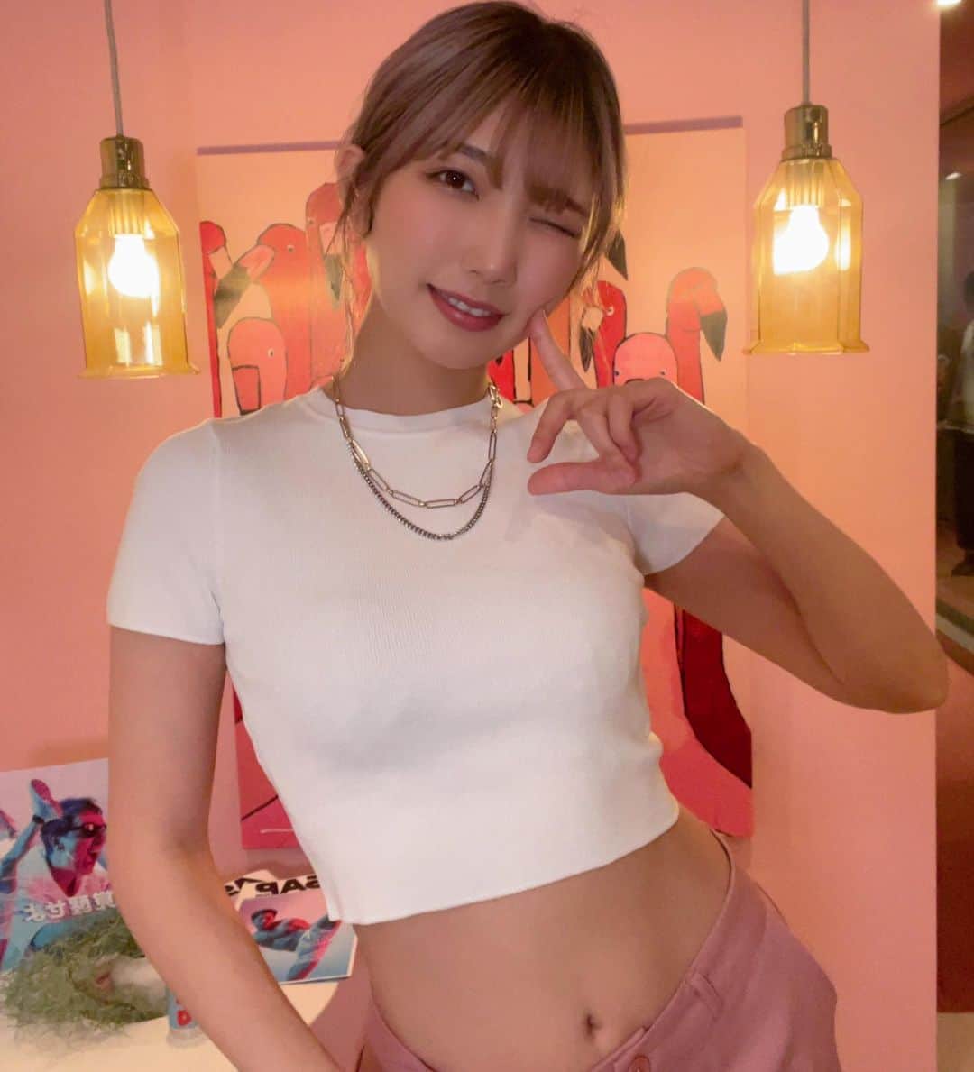霜月めあのインスタグラム：「Pink🌸 . . .  #霜月めあ #めあめあ #model #sexy #selfie #animegirl #셀카 #셀스타그램 #패션스타그램 #데일리 #asiangirl #cosplay #좋아　 #follow #like #tokyo #ootd #自撮り界隈 #自撮り女子 #sexybody #love #맞팔 #tagsforlikes #japanesegirl #女孩 #发#爱 #instadaily #グラビア #日系穿搭」