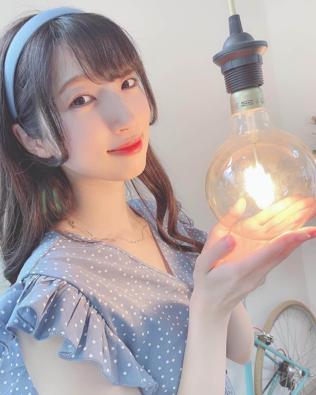 尾崎礼香のインスタグラム：「久しぶりの投稿 撮影会で撮っていただいたお写真📸   #撮影会 #モデル #撮影モデル #役者 #女優 #ロングヘア #ファッション #作品撮り #ポートレート #フォローミー #japanesegirl #model #actress #portraitphotography #photo #dressup #longhair #pickupgirl  #followme #粉我 #时装 #얼스타그램 #팔로미 #일본 #좋아요 #오오티디」