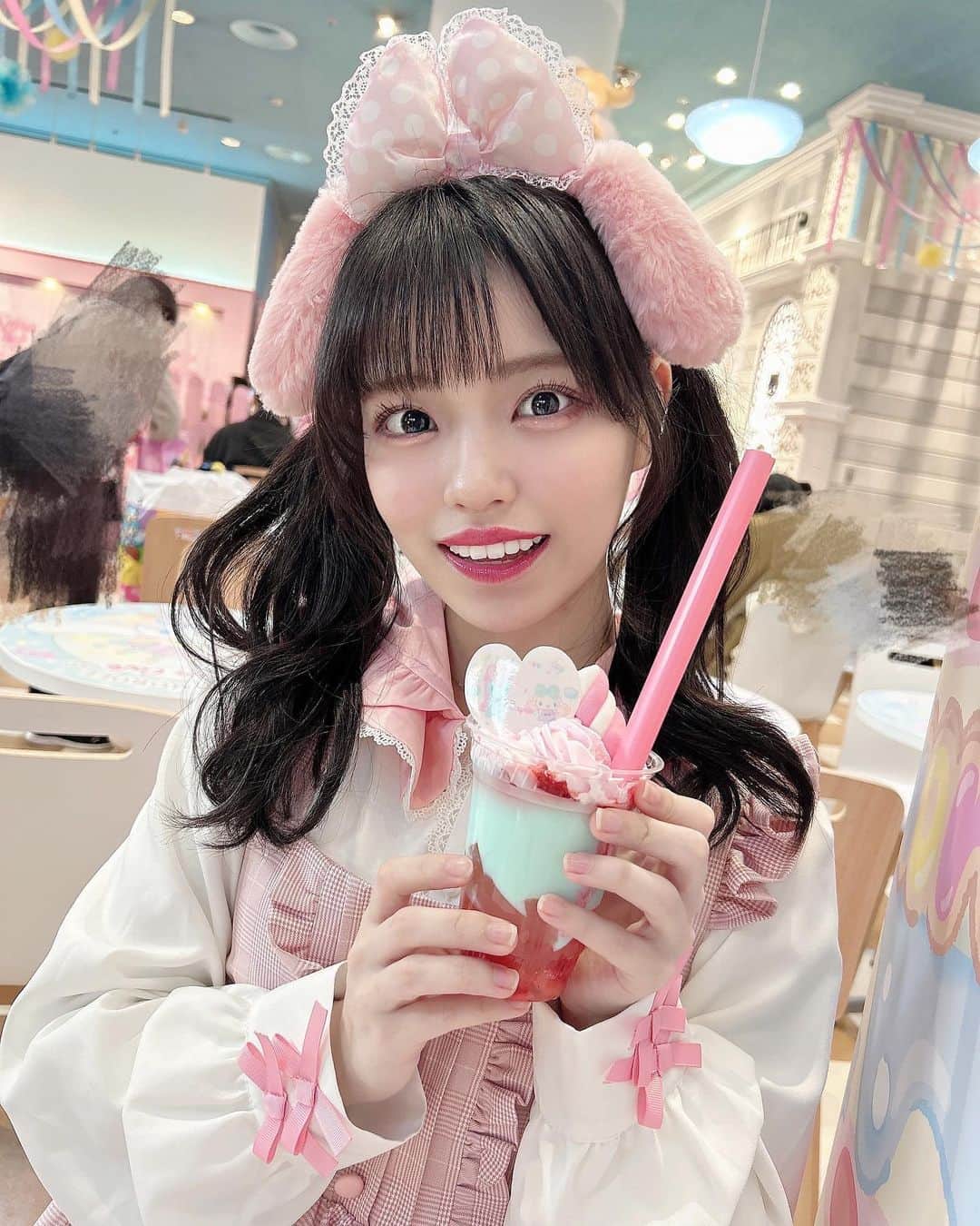 岩田陽菜のインスタグラム：「だいだいだいすきで ずぅぅうっと行きたかったピューロランド😢💗💗💗  かわいい投稿いっぱいしちゃいます(⸝⸝ɞ̴̶̷ ·̮ ‹⸝⸝ᐡ)~💗💗💗💗💗💗」