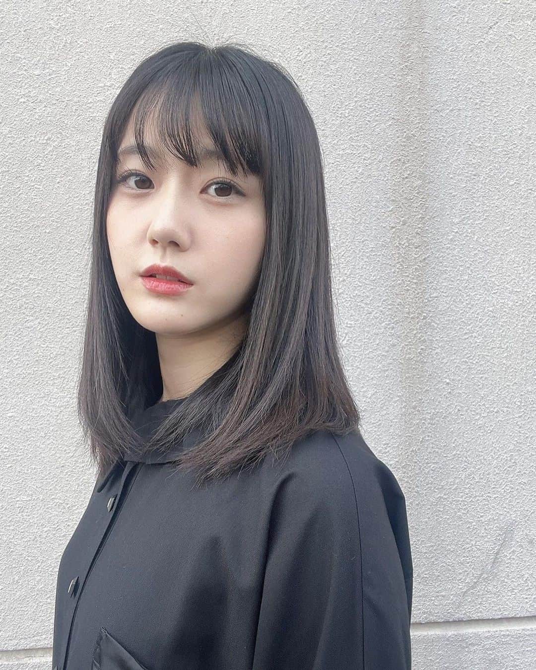 瀧野由美子のインスタグラム：「.  #STU48 #瀧野由美子 #黒コーデ #ワンピースコーデ  #ペッパーミル」