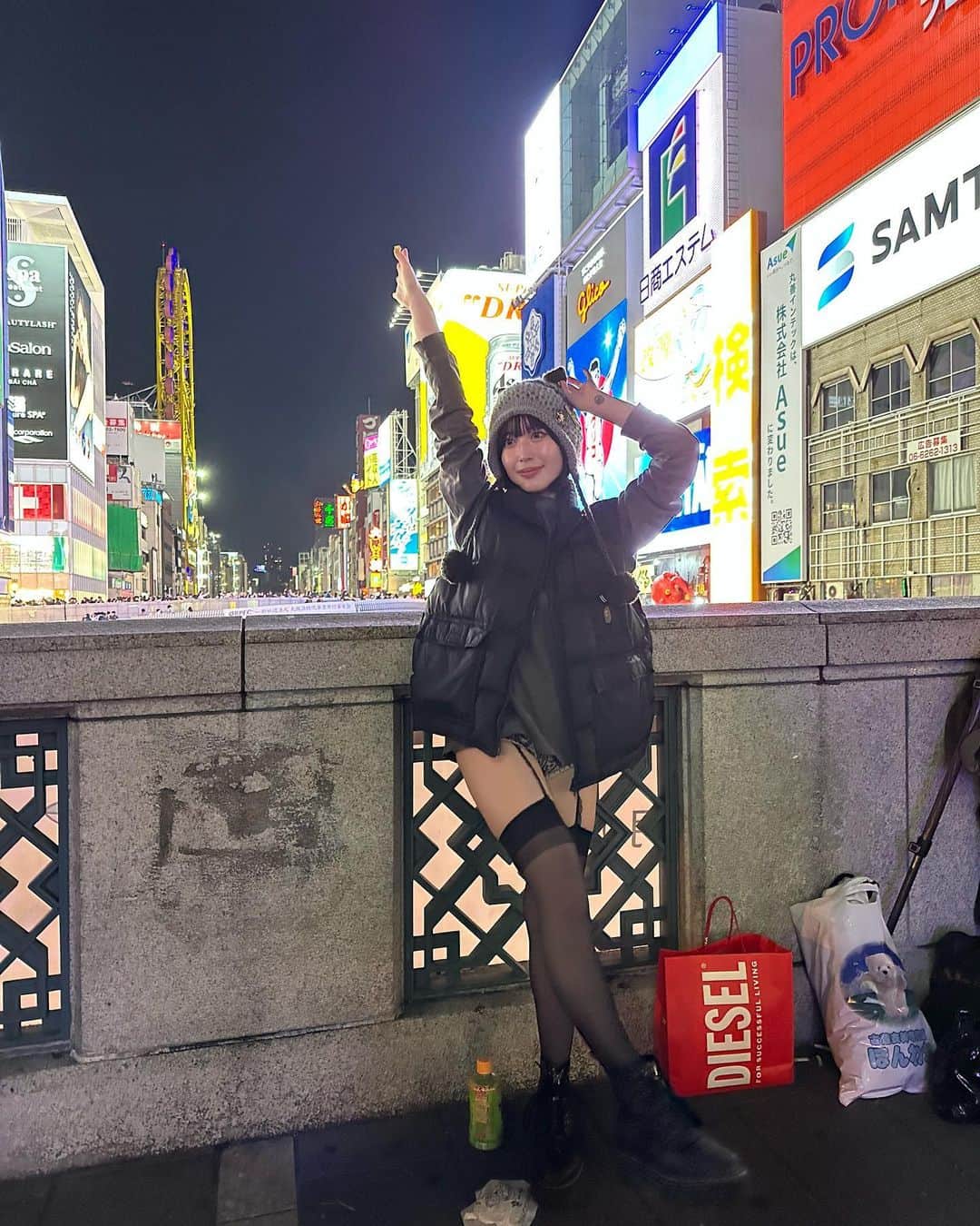 柚月瀬那のインスタグラム：「05aka n1ght🐲🐙 ほんまに好きやねん大阪❗️  やっと帰れた😭 新しいお友達もできてむちゃ楽しかった❗️情報解禁されたらまたお友達との写真載せます💞💗 ナイス帰省でした🫰🏻」