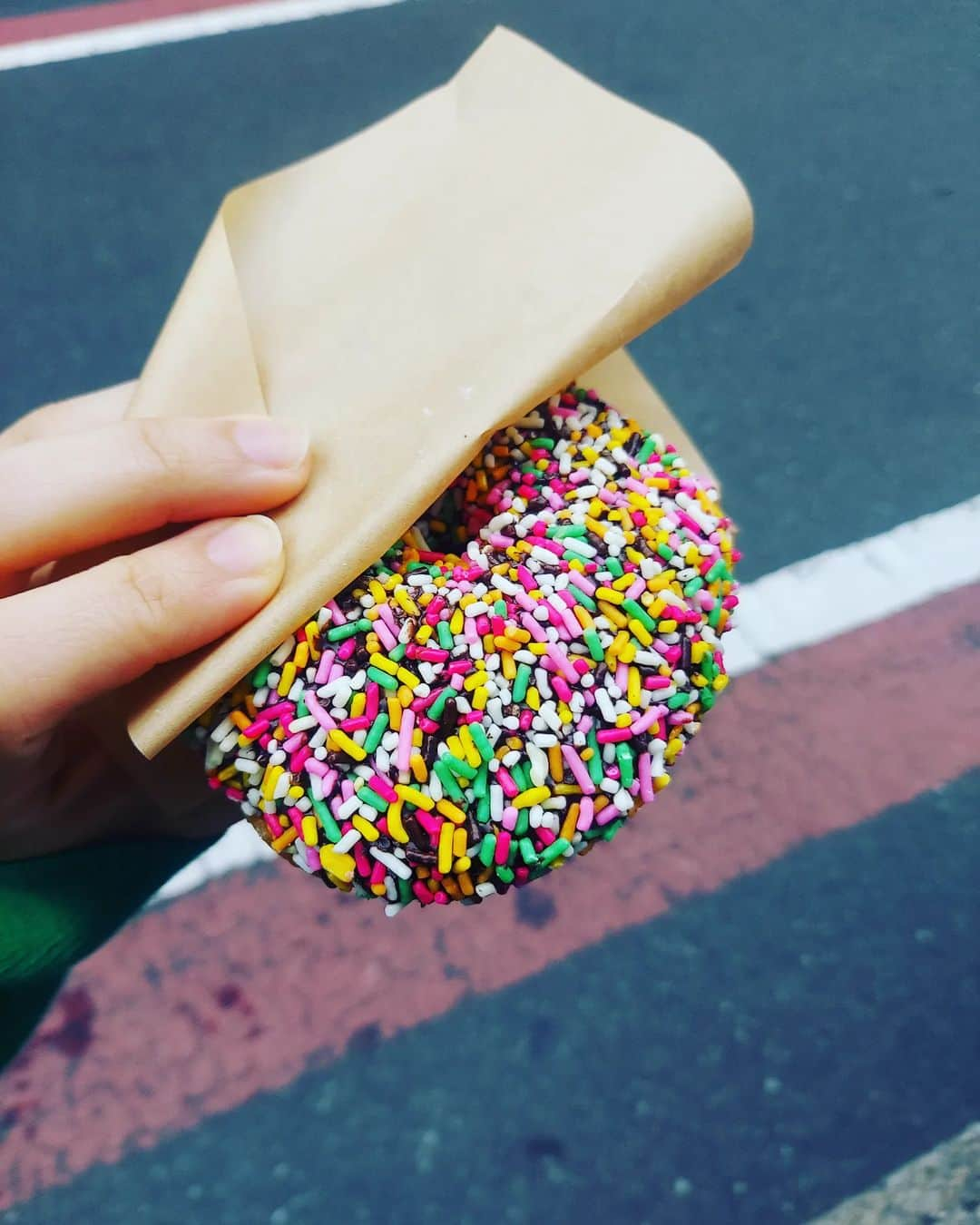 山田かなのインスタグラム：「#dounuts」