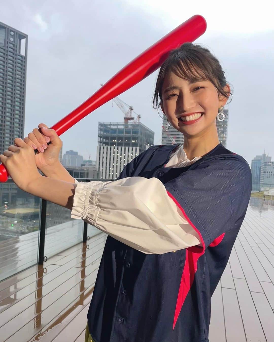 友廣南実さんのインスタグラム写真 - (友廣南実Instagram)「・ 今日の放送は、 侍ジャパンのユニフォームを着てお届けしました⚾️🎌 ...