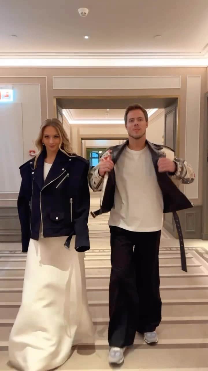 ニキータ・カツァラポフのインスタグラム：「Ждём 🔥🔥🔥 фото для одного журнала))」