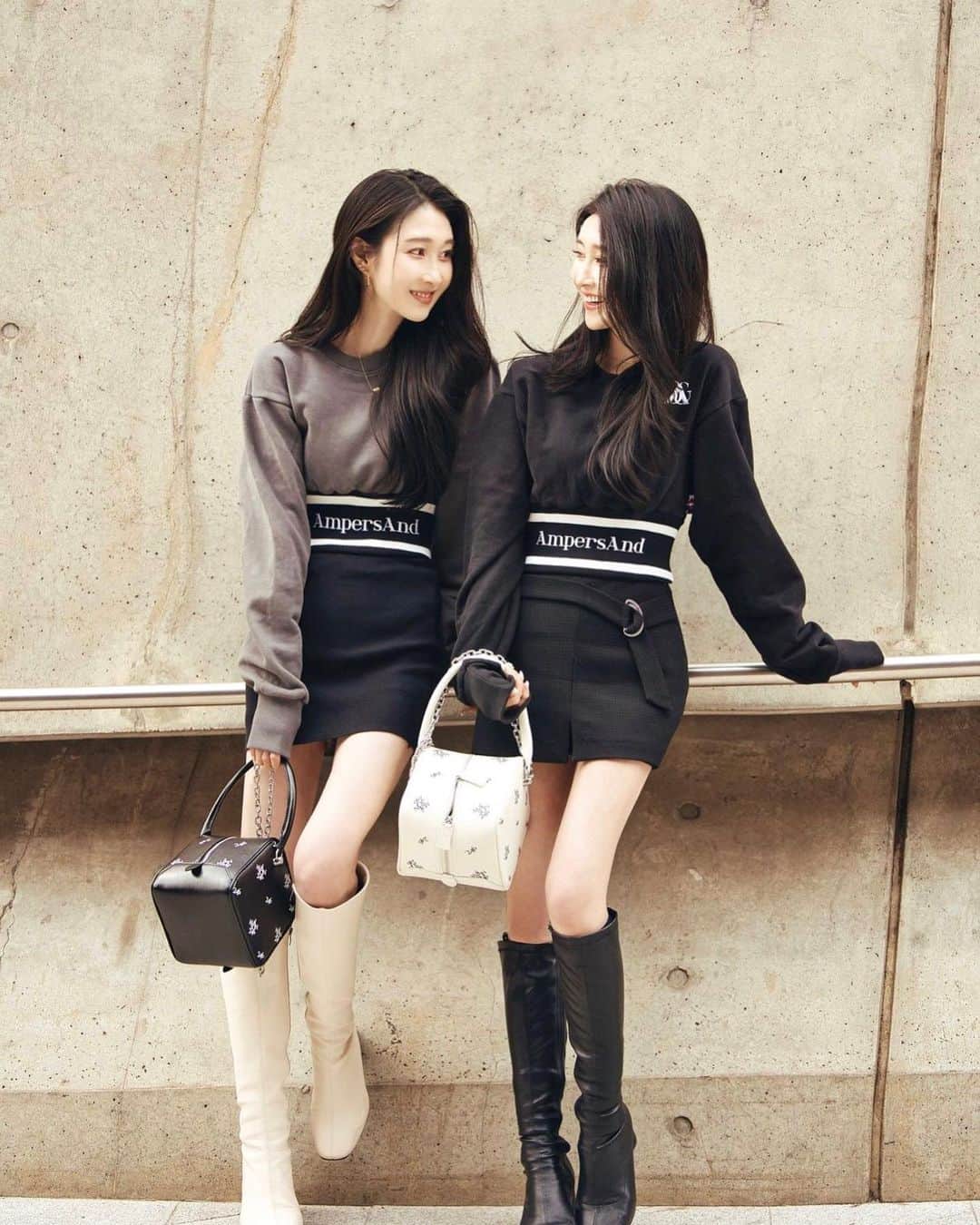ANRIさんのインスタグラム写真 - (ANRIInstagram)「Seoul fashion week 23jpg.🤍 #서울패션위크 #twins #sfw @seoulfashionweek_official」3月21日 22時51分 - annnchannn