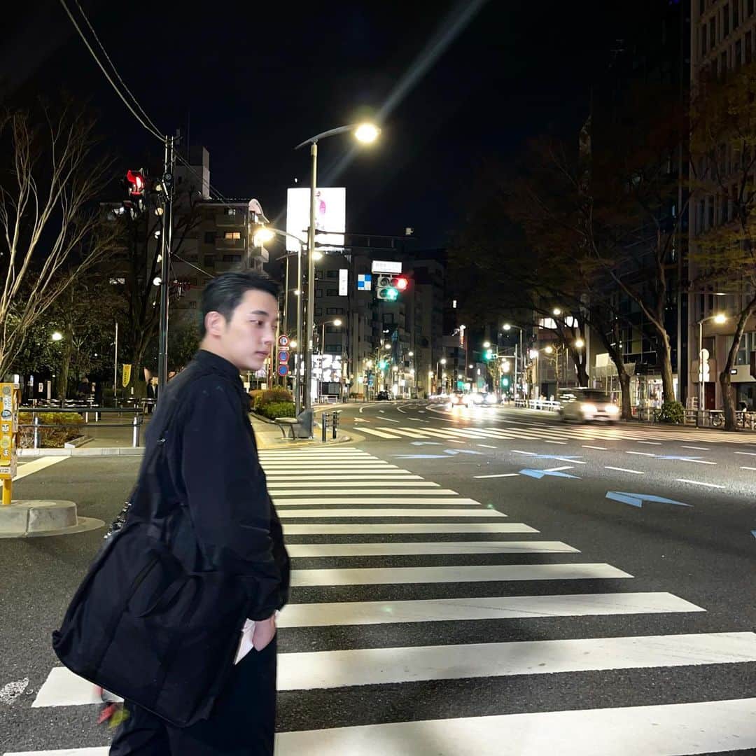 チェジン のインスタグラム：「Good night 🌙」