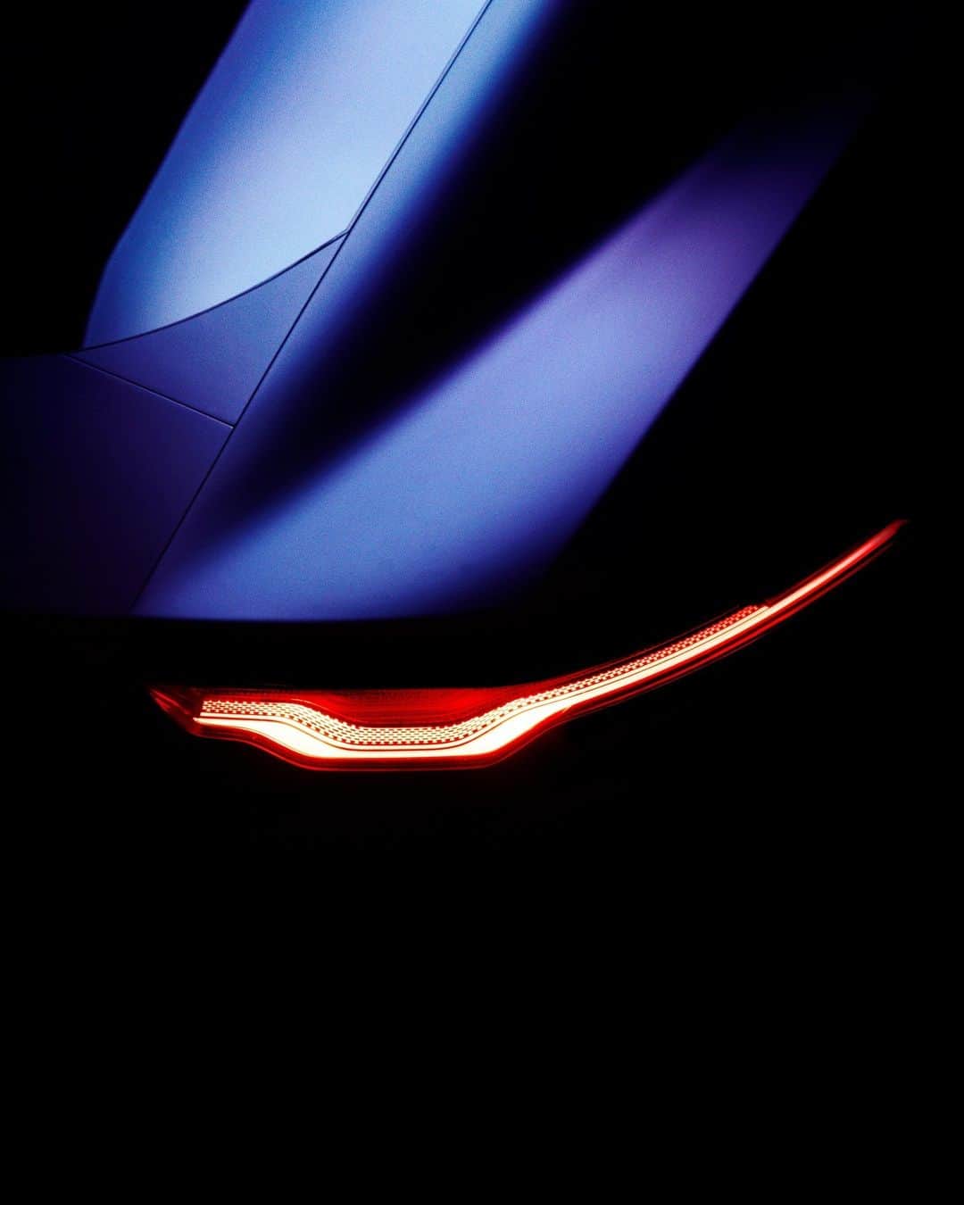 Jaguarのインスタグラム：「WIDE AWAKE」