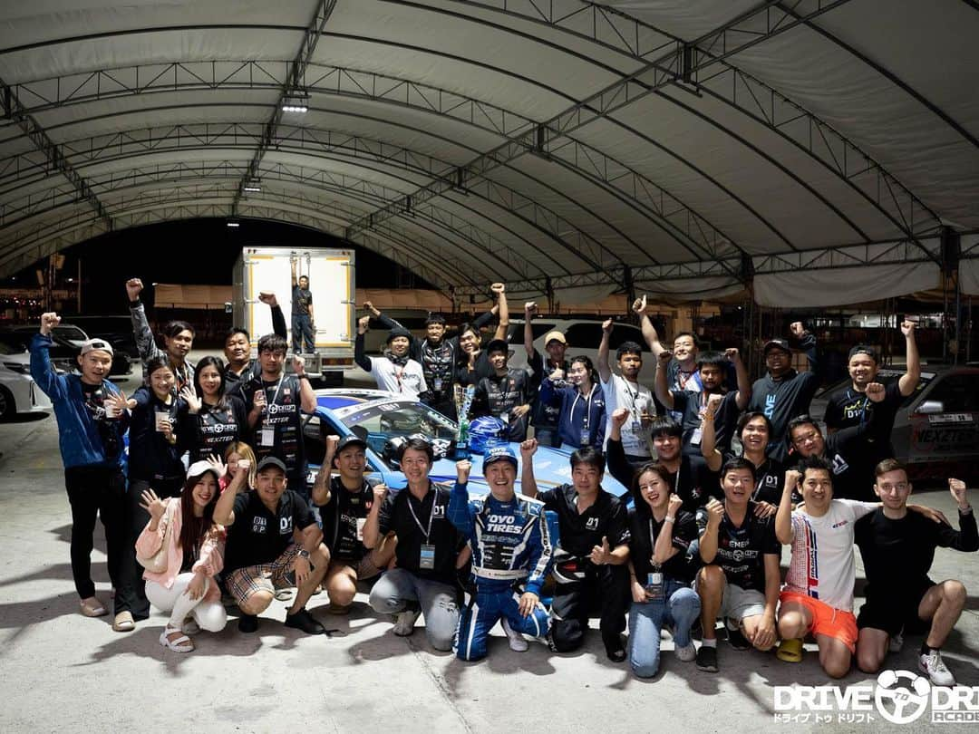 川畑真人さんのインスタグラム写真 - (川畑真人Instagram)「Thank you best friends!!  #TOYOTIRES」3月22日 0時01分 - kawabata_tmr