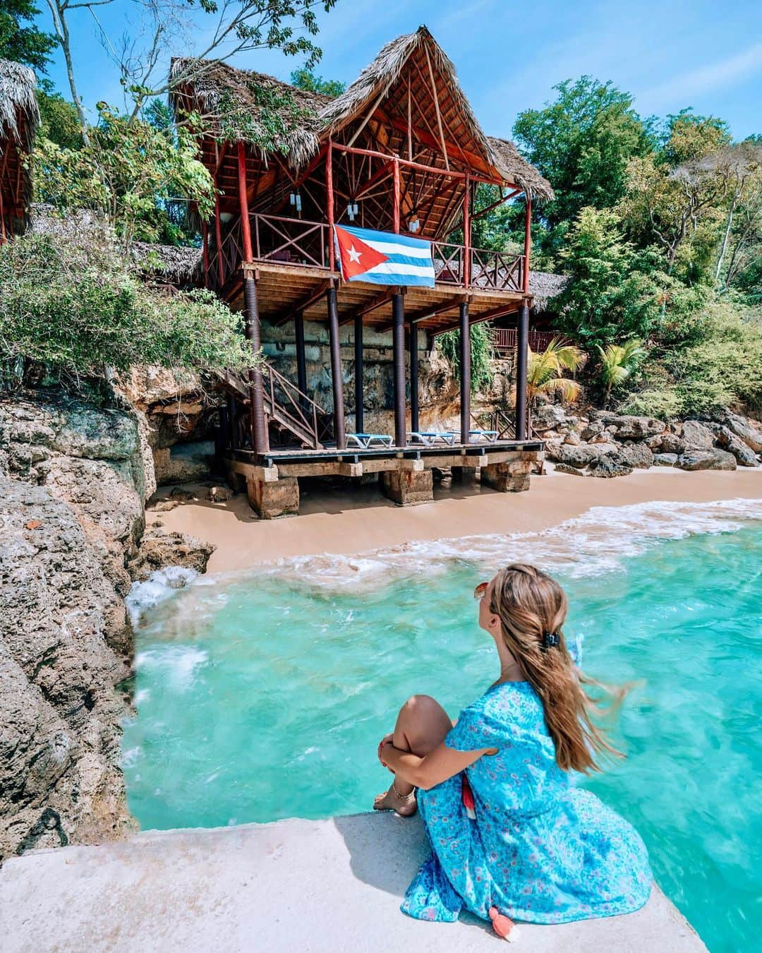 Izkizのインスタグラム：「Island girl forever 🏝️ We spent the day at Cayo Saetía, one of the most spectacular places in Cuba 😍 My favourite day…riding along deserted beaches 🐴 Swimming in the turquoise sea 👙 & drinking Cuban beer 🍺 What more could you want?! #cubaunica @passporterapp #cuba Put it on your must visit lists!!! 🇨🇺❤️ AD」