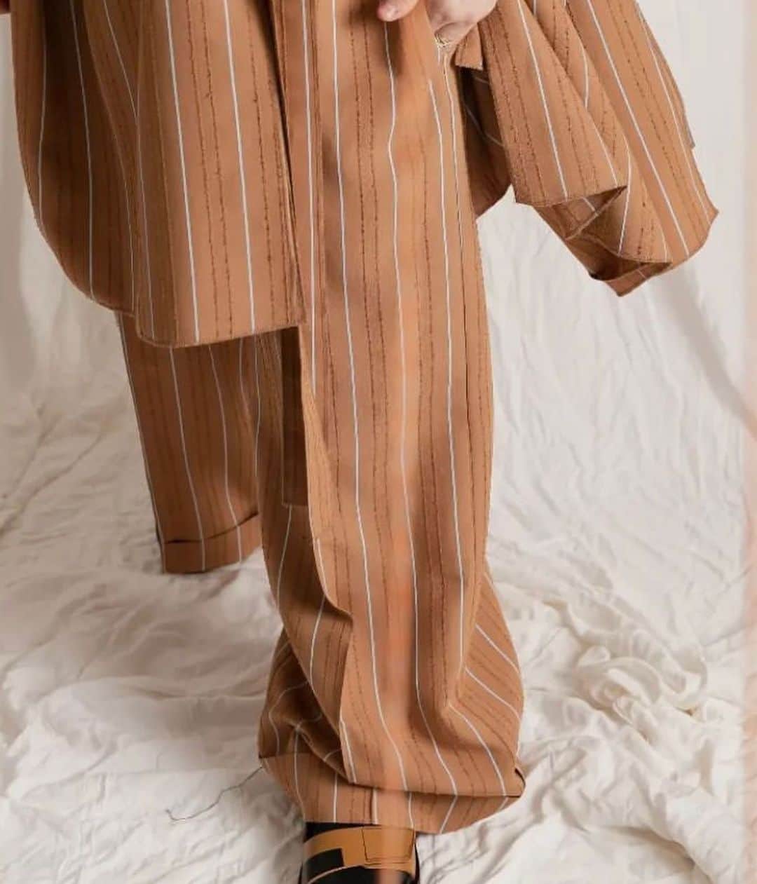 コレクションプリヴェさんのインスタグラム写真 - (コレクションプリヴェInstagram)「Our camel stripes outfit @mastnegozio #ss23  • • • • • • • #newcollection #collectionpriveeofficial #style  #summer #love #fashionista #camel #maxigilet #madeinitaly #contemporary #totallook #mast #cento #bestboutique #iwearcollectionprivee」3月22日 1時55分 - collectionpriveeofficial