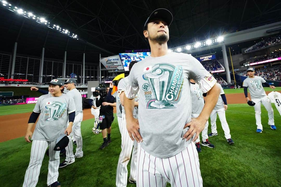 ダルビッシュ有さんのインスタグラム写真 - (ダルビッシュ有Instagram)「Congrats to our WBC champ, @darvishsefat11! 🥇 #WorldBaseballClassic」3月22日 12時54分 - darvishsefat11