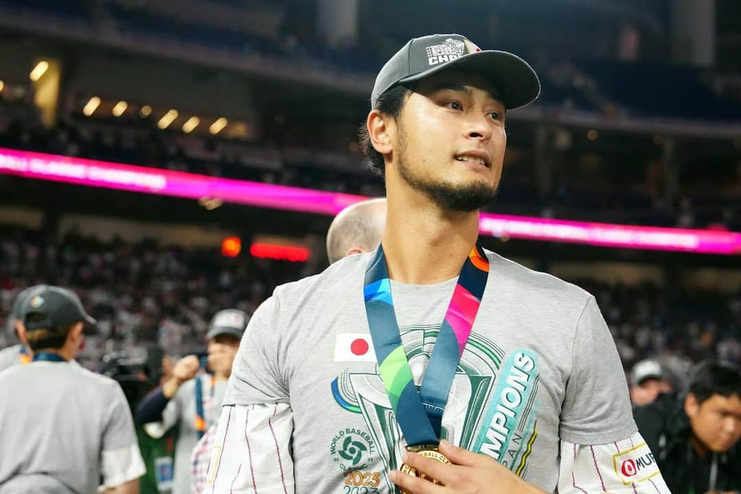 ダルビッシュ有さんのインスタグラム写真 - (ダルビッシュ有Instagram)「Congrats to our WBC champ, @darvishsefat11! 🥇 #WorldBaseballClassic」3月22日 12時54分 - darvishsefat11