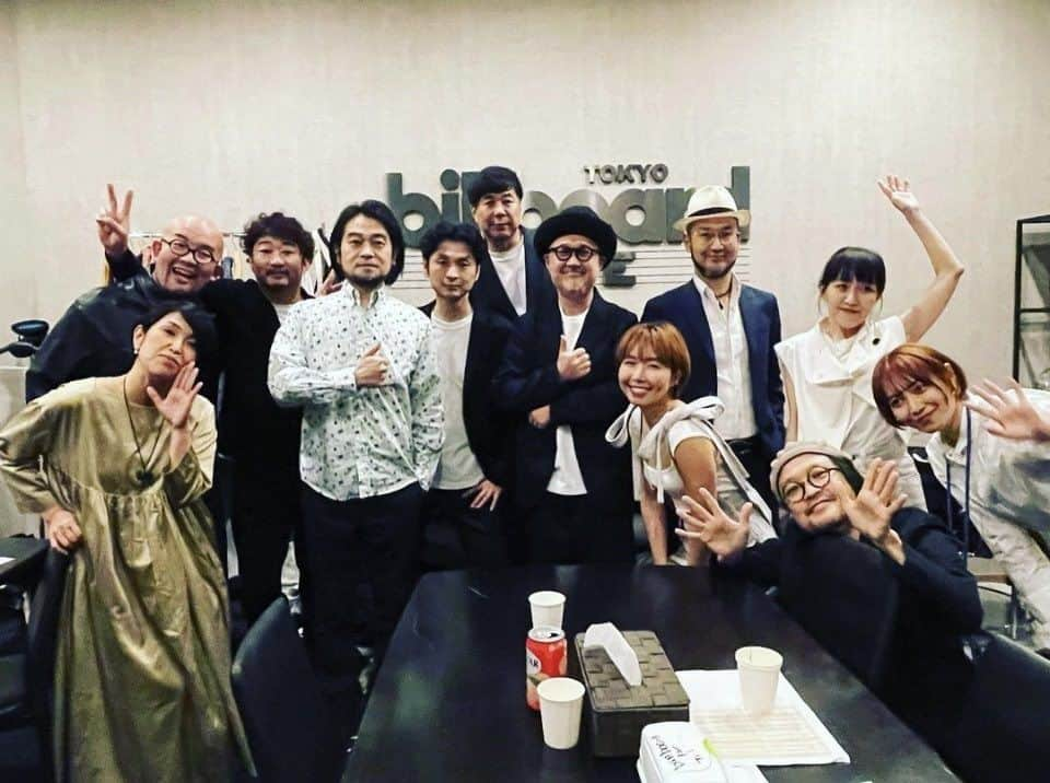 堀込泰行さんのインスタグラム写真 - (堀込泰行Instagram)「. 流線形@BillboardLive二日間終了しました。リハーサルも含め本当に楽しい日々でした。全員好き！  楽しんでくれた皆さん、ありがとうございました！！  #流線形」3月22日 12時57分 - yasuyuki_horigome