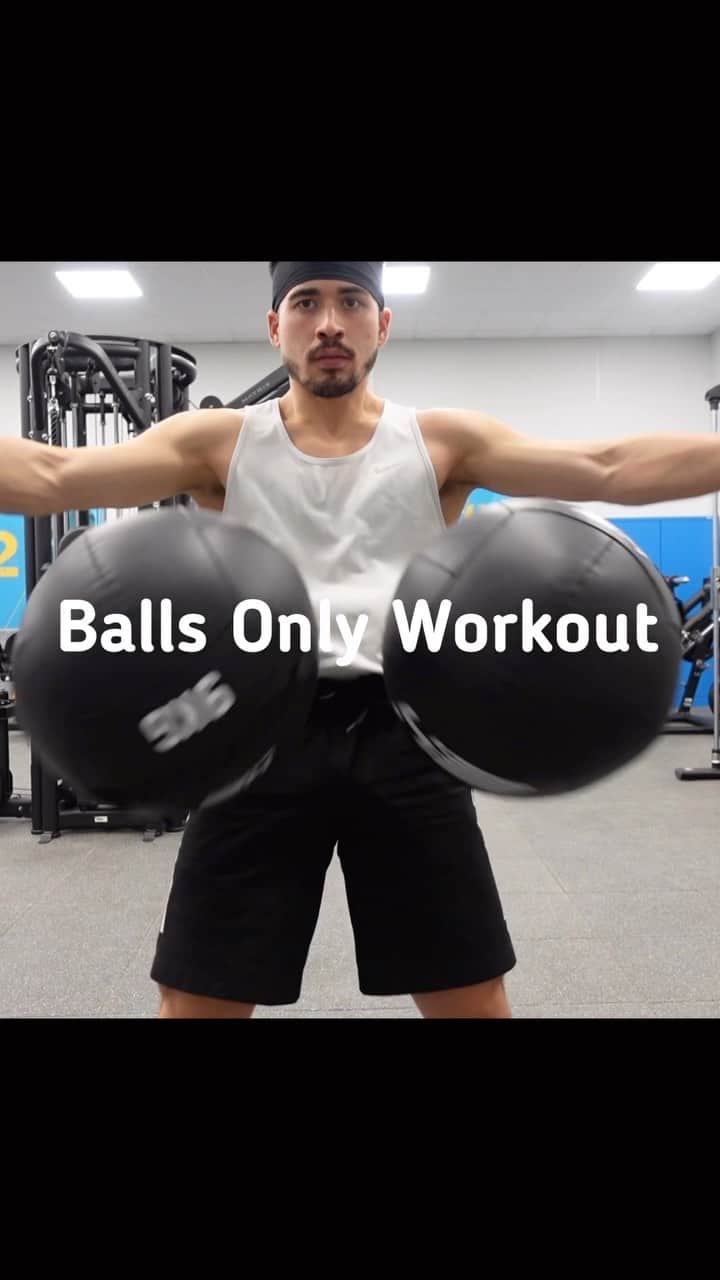 のインスタグラム：「Limited equipment? No problem. Give this workout a try!」