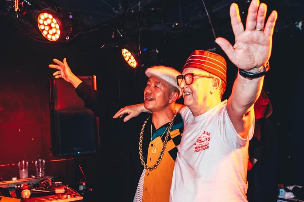 MIGHTY CROWNさんのインスタグラム写真 - (MIGHTY CROWNInstagram)「What a nite!  The big league session was 🔥🔥🔥such a joyful moment words alone can’t express !  @davidramjamrodigan #mightycrown final Japan tour! What a bang!!!!  What a vibe!!!! 言葉では表せられない 現場のバイブスは最高でした 横浜、大阪　共にブチ上がる サウンドマン　セッションでした！　みなさんありがと〜 ございやした〜　  📸by @junya_thirdeye」3月22日 7時48分 - mightycrown