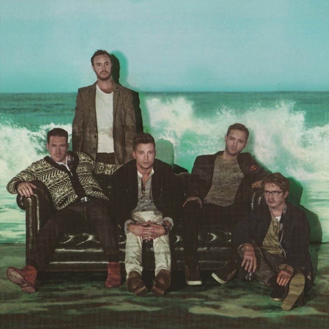 OneRepublicさんのインスタグラム写真 - (OneRepublicInstagram)「Today, #NativeTurns10. WOW. 💙 Thank you to everyone who has loved, listened to, shared, and continued to stream this album over all these years. This journey with you all has been unbelievable. Which of your favorite tracks will you be celebrating with today? Play it back at the link in bio. 🥳」3月23日 1時00分 - onerepublic