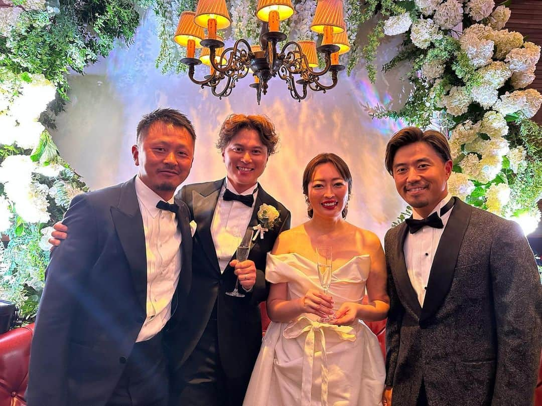 小平智さんのインスタグラム写真 - (小平智Instagram)「大堀裕次郎、絵里さんの結婚式🤩 とてもいい式だった😊🎉 #結婚式 #大堀裕次郎 さん #大堀絵里 さん #岩田寛 さん #大浜悟 さん #小平智」3月22日 10時29分 - satoshi_kodaira_official