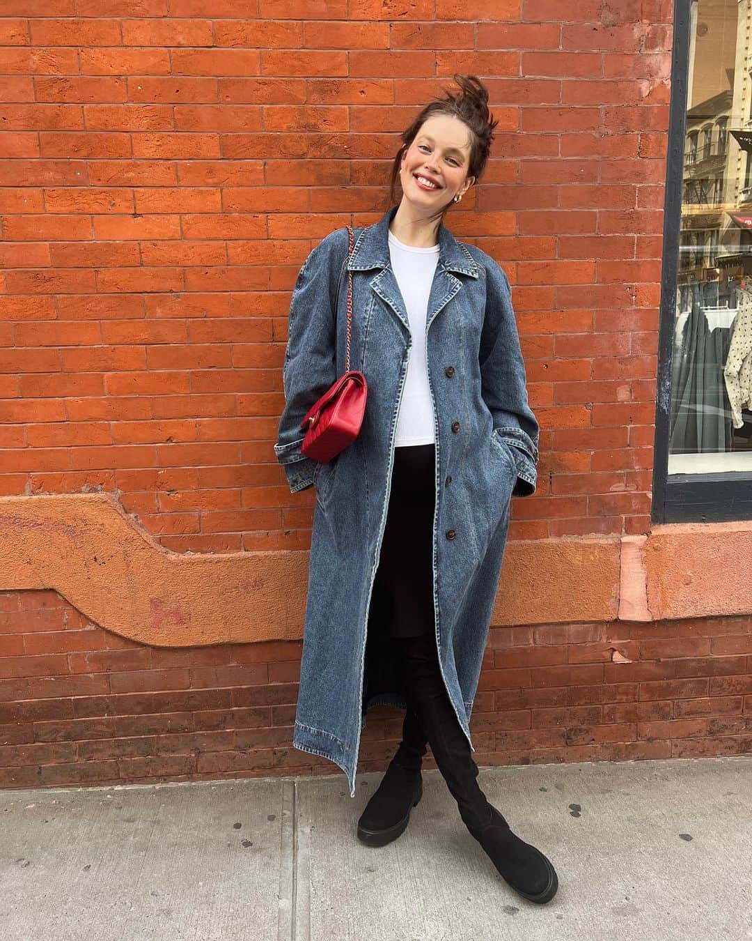 エミリー・DiDonatoのインスタグラム：「The bi-weekly OB appointments are really just photo opps at this point」