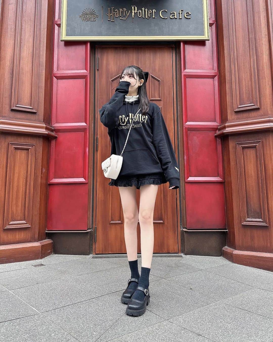 田口未彩のインスタグラム：「♡  スタジオツアー東京のチケットが取れなくて泣きそうです....‪( ߹꒳​߹ )  .」