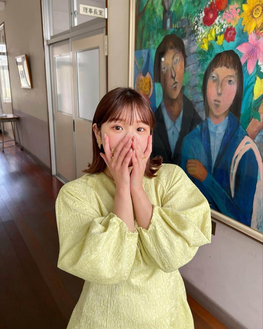 きりまるさんのインスタグラム写真 - (きりまるInstagram)「. さいきんのイロイロ写真 🦙🦒🦛  さいきんは朝からの仕事が多くて、 早寝 早起きの生活が できるようになってきた〜！ やけんイチニチが長く感じるよ〜🐰🫶🏻 朝5時とかに寝よったじぶんが 考えられん。笑笑  今日はひさびさ完全オフ貰ったけん イチニチ 溶けるように寝ました。 何もせん日がいちばん幸せやな〜〜🦙 って思いながら過ごした！  みんなは何しよん時がいちばん 幸せ〜ってなる？😽 .」3月22日 22時01分 - kirimaruuu