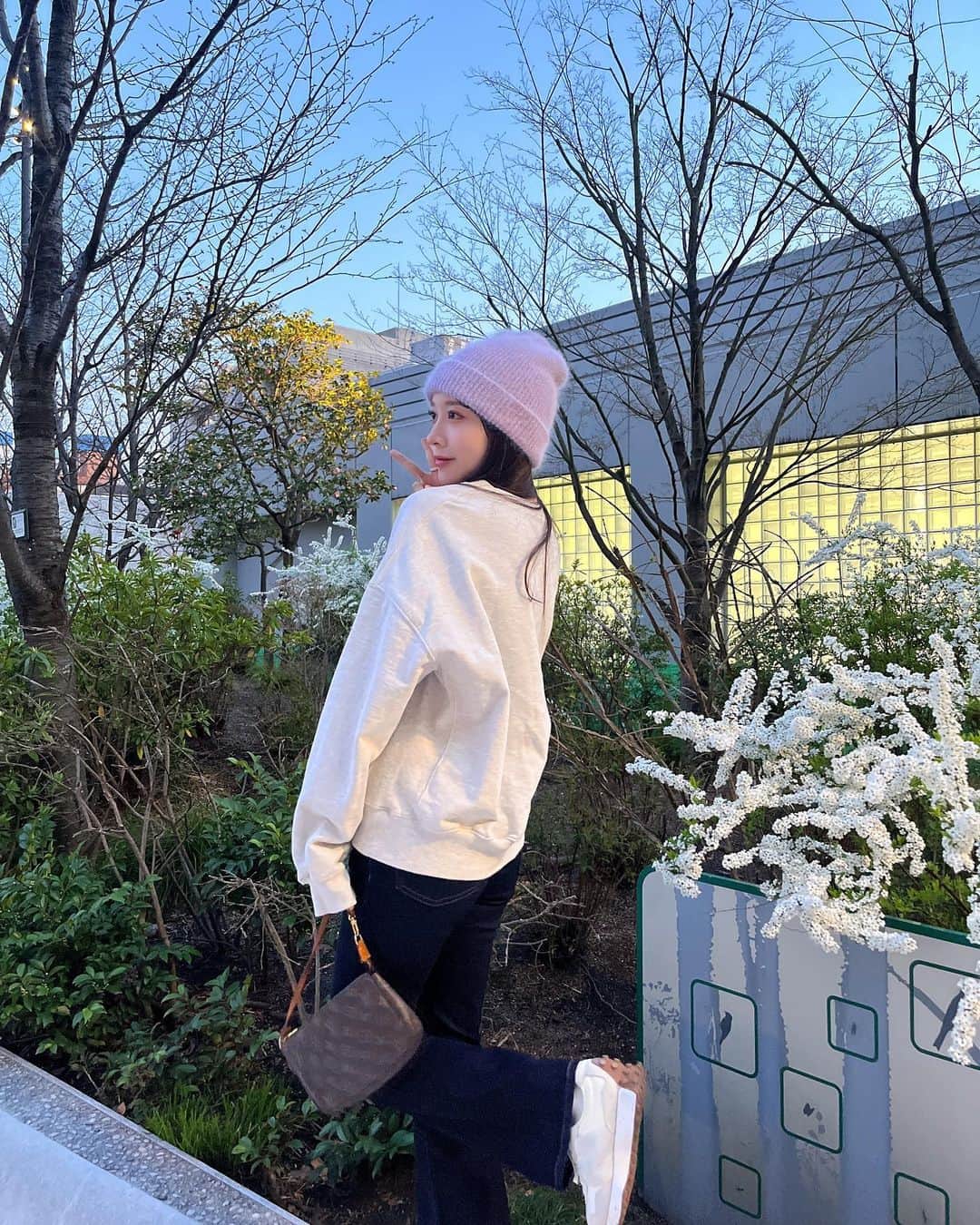 菊池せいらさんのインスタグラム写真 - (菊池せいらInstagram)「最近の私服👶🏻ニット帽は韓国で買ったやつ🇰🇷 それと最近( @sbc_akao )先生のところで医療脱毛してきた〜☺︎ いつもありがとうございます😊」3月22日 22時13分 - seira_sw