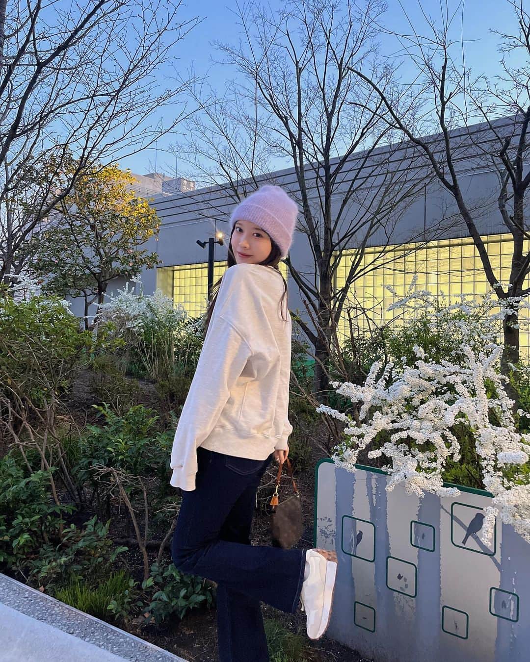 菊池せいらのインスタグラム：「最近の私服👶🏻ニット帽は韓国で買ったやつ🇰🇷 それと最近( @sbc_akao )先生のところで医療脱毛してきた〜☺︎ いつもありがとうございます😊」