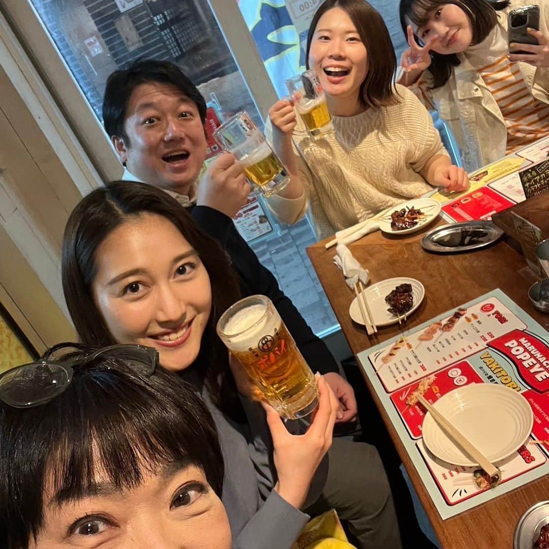 廣岡俊光のインスタグラム：「. みんテレスタッフの中でいま 密かに流行っていること、それが…  〓〓ポパイの焼鳥〓〓  元・串鳥で焼いていた方が独立。 ポーションが大きくて美味しくて 賑やかで面白くて楽しい店✨ ⁡ リポーターの石井雅子さんに伺って みんなで一緒に来られて最高でした～。 （この後またすぐにお邪魔しました😎） ⁡ あすへの活力！！！！ . #マルハチポパイ #焼鳥 #札幌グルメ #みんテレ」