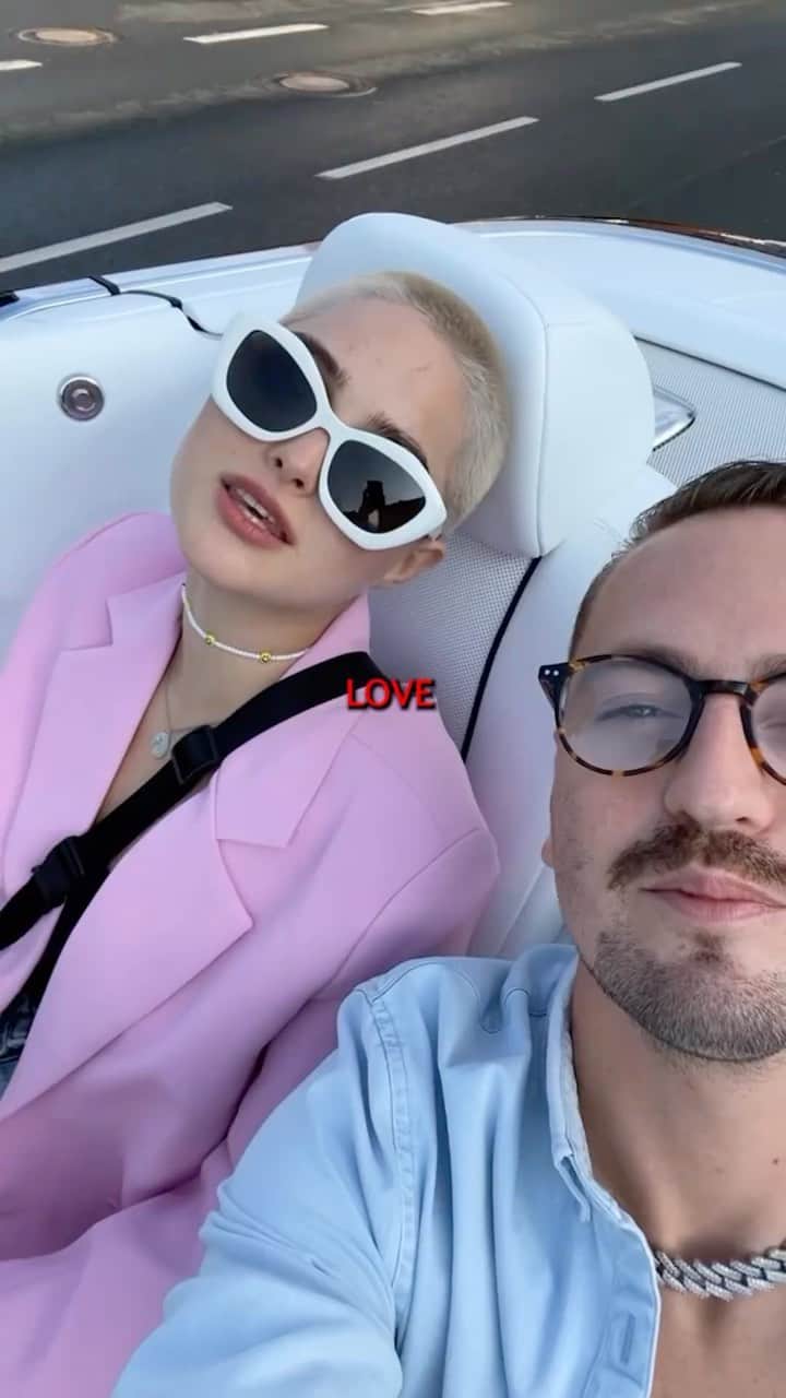 ロビン・シュルツのインスタグラム：「@krolik.getman  My beautiful love ❤️, as I sit here watching this video of all our incredible moments together over the past two years, my heart is overflowing with gratitude and love for you. 🥰  Despite the distance and the challenges we face, we have built something truly special, something that I cherish more than anything in the world. 💕  From partying together in clubs across the world 🎶💃🏻 to exploring new cities and cultures 🌍🏙️, every moment we spend together is magical. Even the simplest things, like holding hands and sharing a meal, are filled with love and meaning. 🥰🍴  As I watch these memories flash by, I’m reminded of how lucky I am to have you in my life. You are my best friend, my partner in crime, and my soulmate. 💑  Thank you for being there for me through the ups and downs, for supporting me in my career, and for loving me unconditionally. I promise to always do the same for you. ❤️  Happy 2 year anniversary, my love. Here’s to many more years of making unforgettable memories together. 🥂🎉  Robin 🖤」