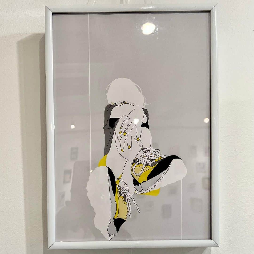 フクザワさんのインスタグラム写真 - (フクザワInstagram)「東京個展ありがとでした。たのしかた！次は4/21-23名古屋個展です。 #午後には溶けていた #designfestagallery #個展 #サクラクレパス #drawing」3月22日 17時08分 - fuku_zawa