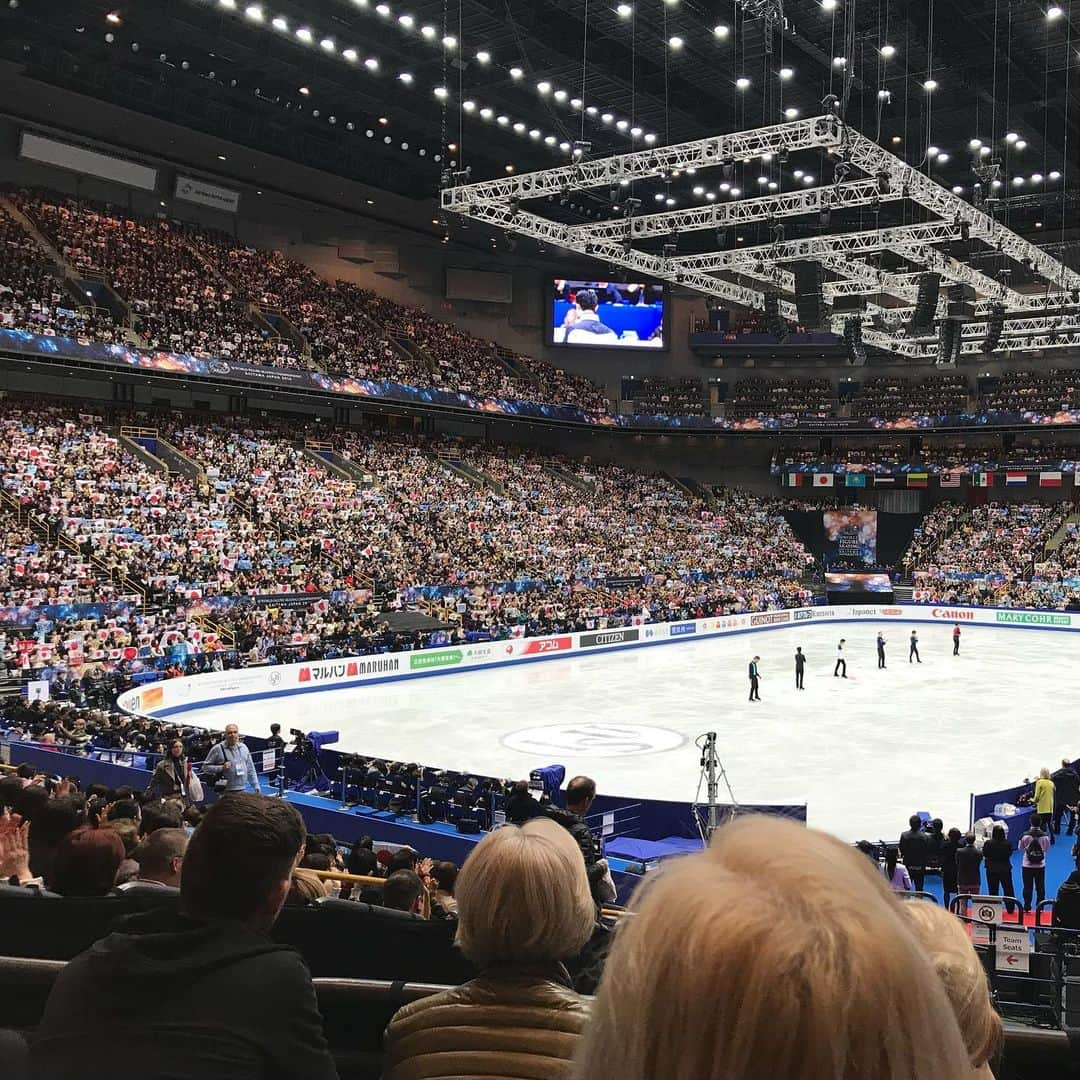 アンドリュー・ドッズさんのインスタグラム写真 - (アンドリュー・ドッズInstagram)「With the World Figure Skating Championships starting this week in Japan. Here is a throwback post to the last time Worlds was in Japan and competing in the same arena.  Good luck to everyone competing!」3月22日 17時40分 - andrew_dodds