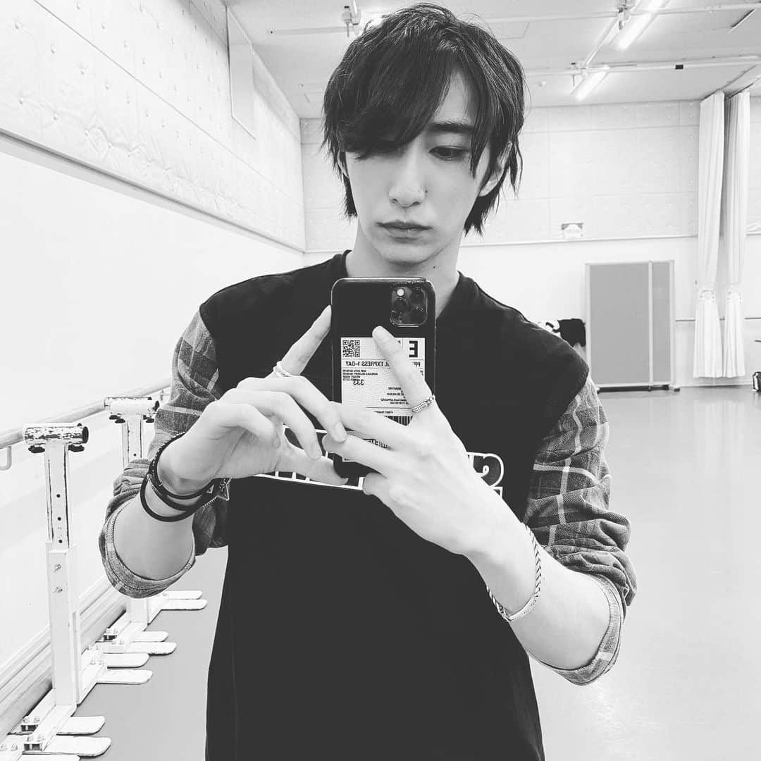 福澤侑のインスタグラム：「いきてるよ」