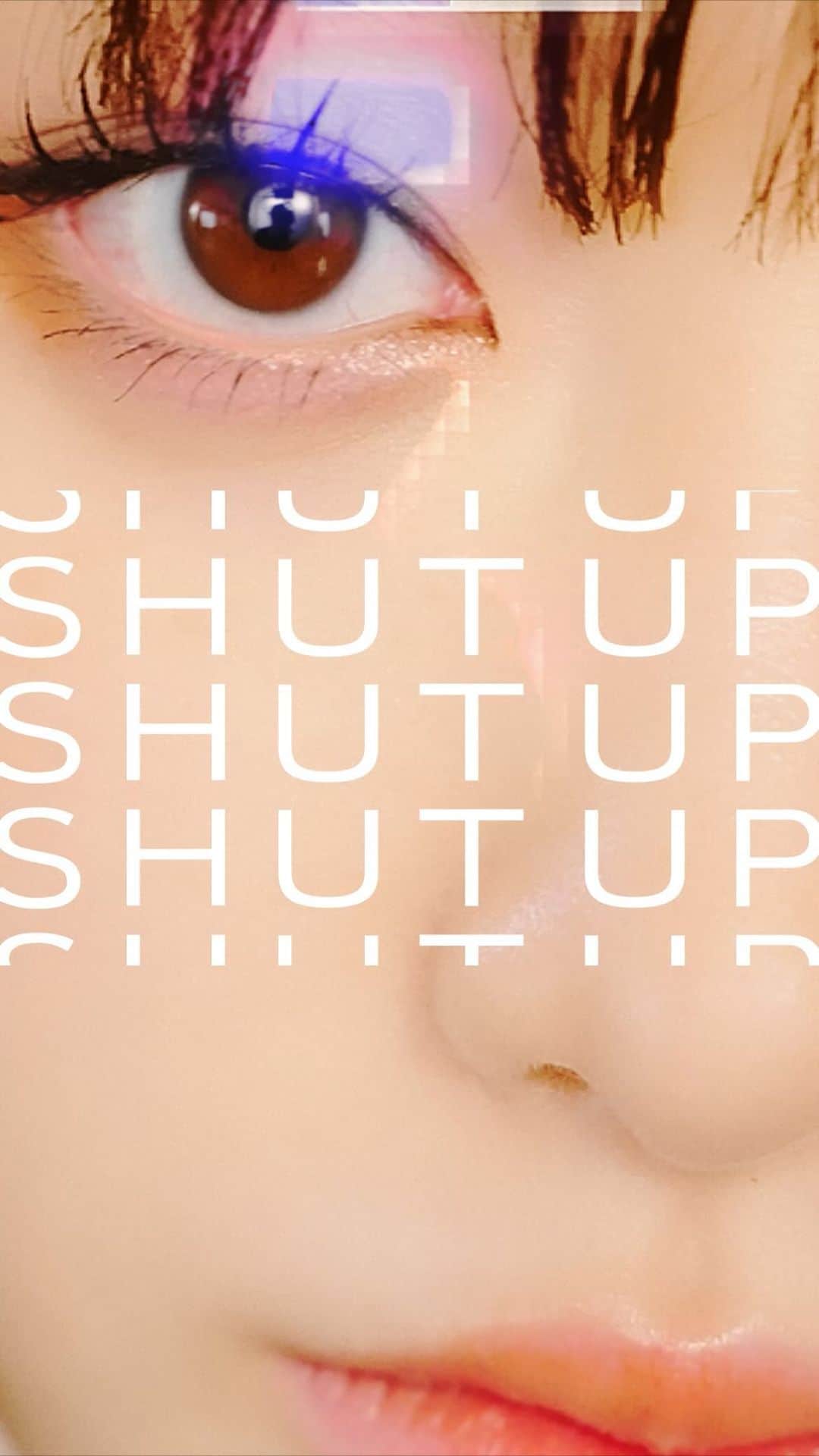 吉田凜音のインスタグラム：「最新曲「Shut up」 配信リリース ＆ MV公開しました！！！！  ばちばち聴いておくれ  #Shut up #Canaria」