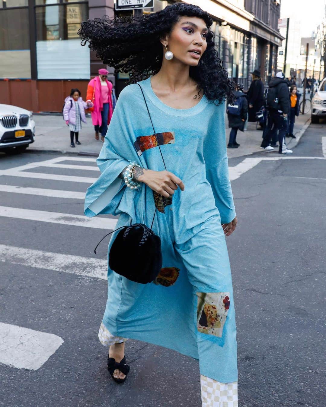 Lee Oliveiraのインスタグラム：「Broadway Ave, New York」