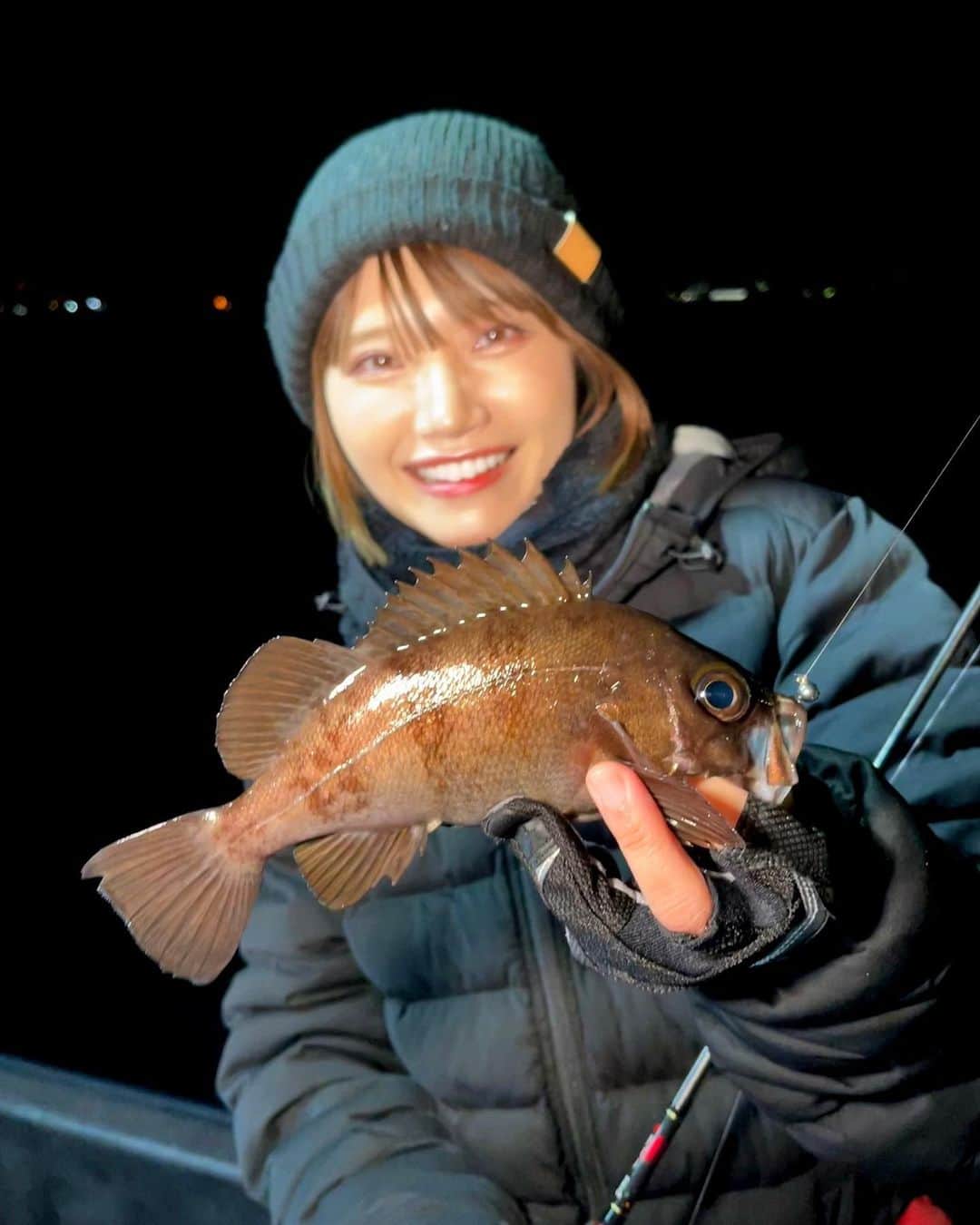 秋丸美帆さんのインスタグラム写真 - (秋丸美帆Instagram)「西日本釣り博、沢山のご来場ありがとうございました‼️二日間で3万人越え、5年ぶりに最高の時間を楽しみました✨釣り博の後は、そのまま北九州でライトゲームして帰りました(^O^)  今週末は、私は初参加となるボートショーがパシフィコ横浜で開催されます☺️日清紡様のブースでも、追加でトークショーとサイン会・撮影会を行う事になりましたので、是非お越しください🌟詳しくは、ストーリーのハイライトをご覧ください✨  #fishing #fish #釣り #西日本釣り博 #ボートショー #ライトゲーム #ルアー #ルアーフィッシング #みっぴ #秋丸美帆」3月22日 19時03分 - mippy34