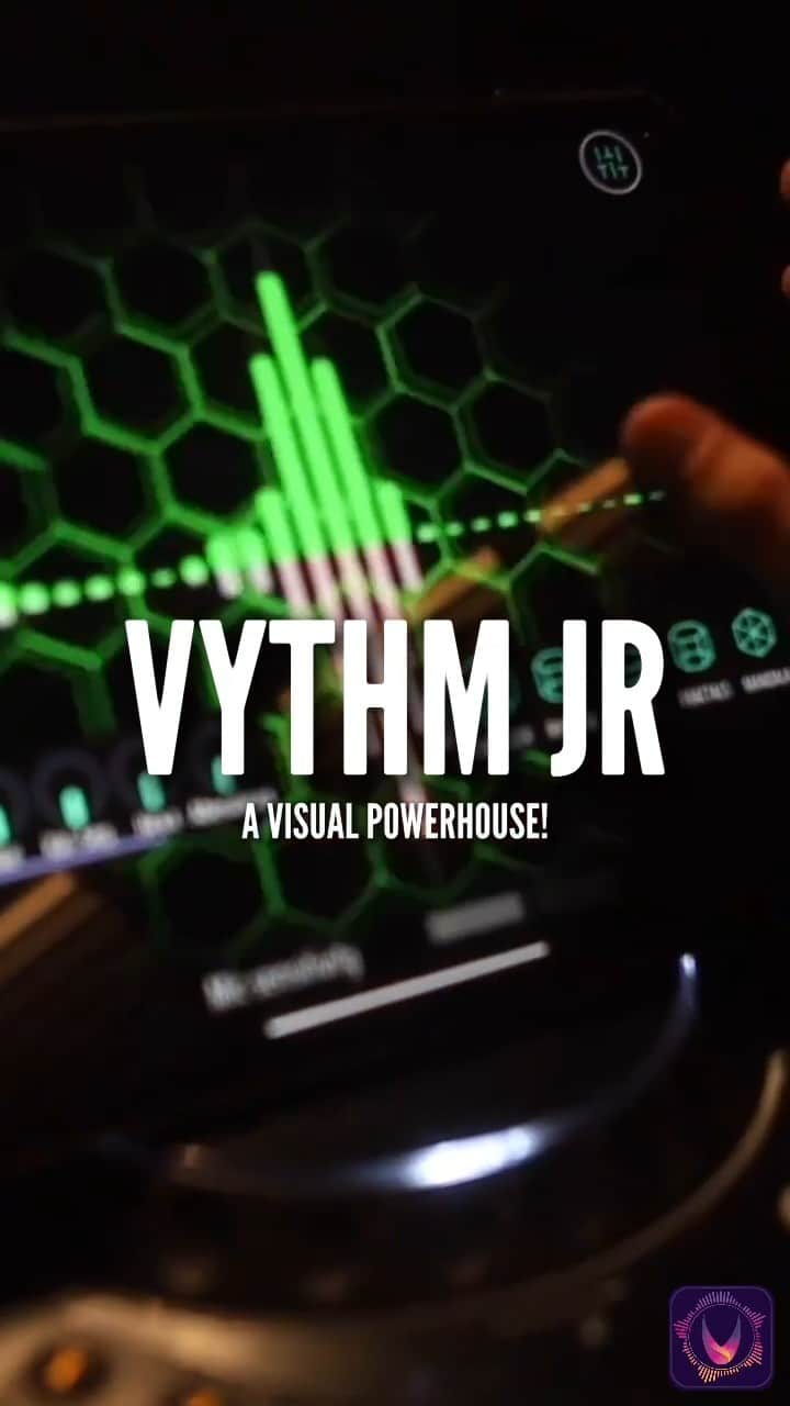 ドリーム・シアターのインスタグラム：「Anyone who has come to a Dream Theater show knows that our immersive concert visuals are a big part of the overall live DT experience! Vythm JR is a uniquely advanced, highly customizable music visualizer with features to enhance your own performances and presentations. The app is a visual powerhouse created by our very own @jcrudess and developer Marvin Kruger. Jordan says: “you will want to be part of your musical/visual world, so grab it now!”  Available now as a free download for iOS, MacOS and Android!  #JordanRudess #Vythm #VythmJR #musicvisualizer #synesthesia #visualart #concertvisuals #visualproduction #iosproducer #visualizer #musicvideo」