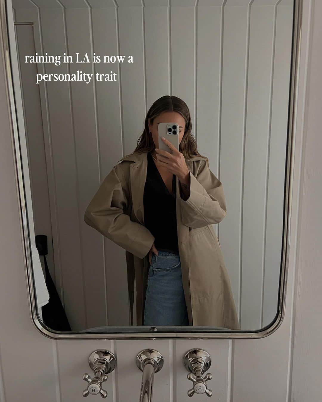 Camden Scottのインスタグラム：「just in case no one else has mentioned it, it’s still raining in LA」