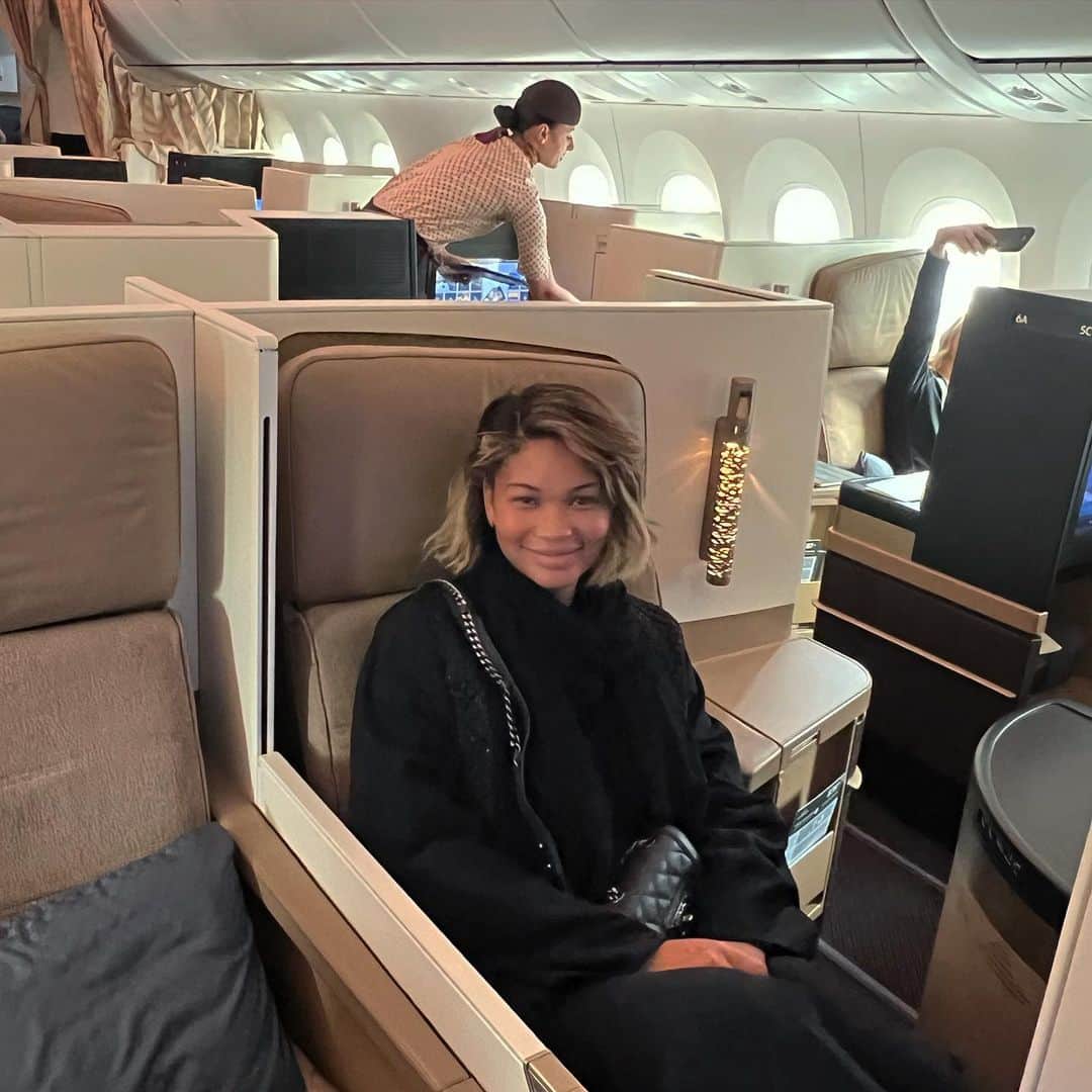 シャネル・イマンのインスタグラム：「Perfect flight to the Middle East ✈️🌍 @etihad #etihad」