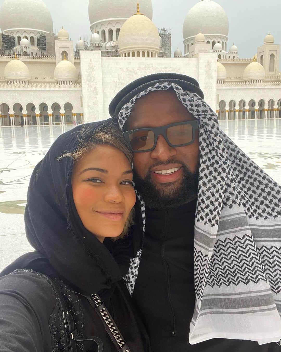 シャネル・イマンのインスタグラム：「From Abu Dhabi to DUBAI 🙌🏾」