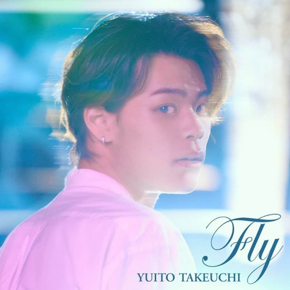 Carlos K.のインスタグラム：「■RELEASE INFO■   【竹内唯人】2023.3.20 new release!!!  Digital Single「Fly」  作詞/作曲/編曲をさせていただきました！  声質にすごくマッチして素敵な作品になりました！ ぜひチェックしてください！ https://umj.lnk.to/Fly  リリースおめでとうございます🎈  #竹内唯人  #竹内唯人_Fly」