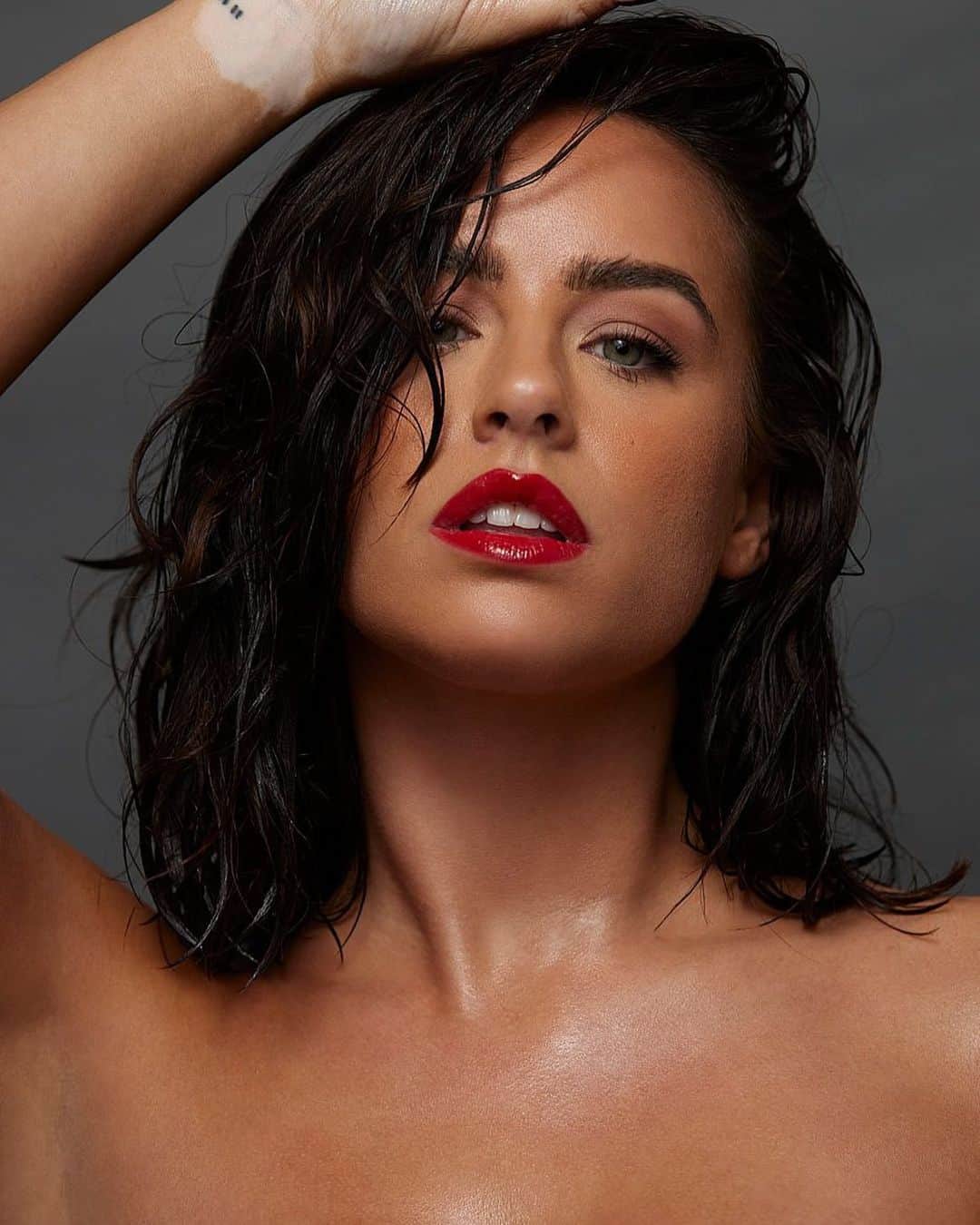ジョージア・メイ・フットのインスタグラム：「Been a while 👄」