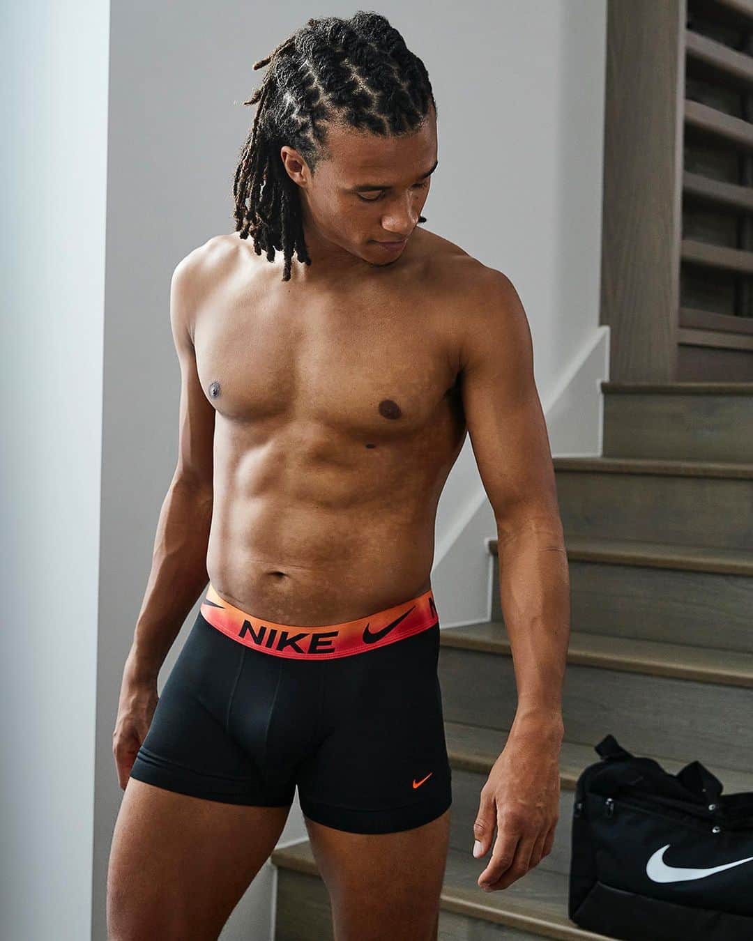 ナタン・アケのインスタグラム：「Better every year. My new Nike Underwear. #teamnike #nikeunderwear @nike」