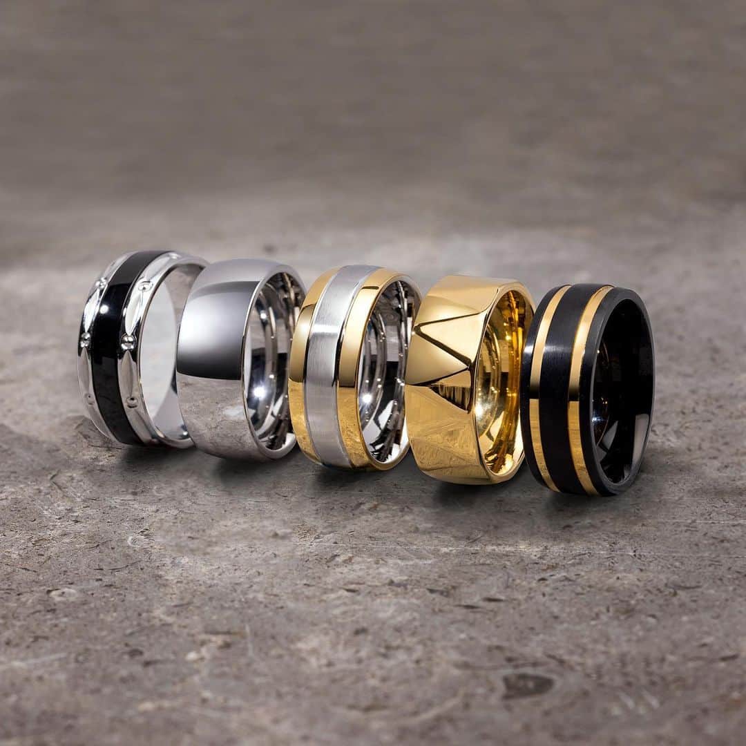 ナイアラヤのインスタグラム：「Ring in spring with our hand-crafted stainless steel rings. These rings are perfect for stacking and give a special touch to every outfit.」