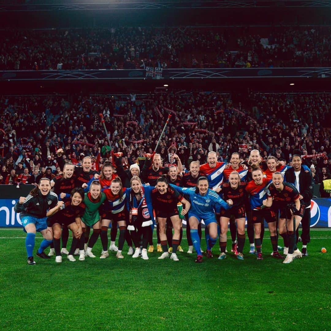 熊谷紗希さんのインスタグラム写真 - (熊谷紗希Instagram)「1st Leg✔️ Amazing atmosphere at Allianz Arena yesterday 🏟️  Thank you for your support 🫶🏻 勝負はここから。やれることを続けていきます。」3月23日 5時37分 - kumagai1017