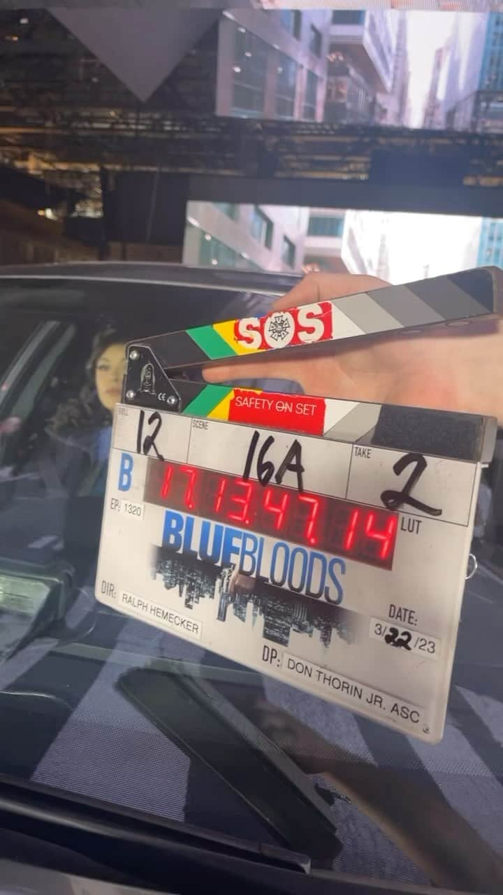 ドニー・ウォルバーグのインスタグラム：「Another day of making TV Magic, on the set of #BlueBloods, with Reagan & Baez aka Danny and Maria aka #Daez!  Back with another episode soon!  @bluebloods_cbs @marisachicaramirez @cbstv」