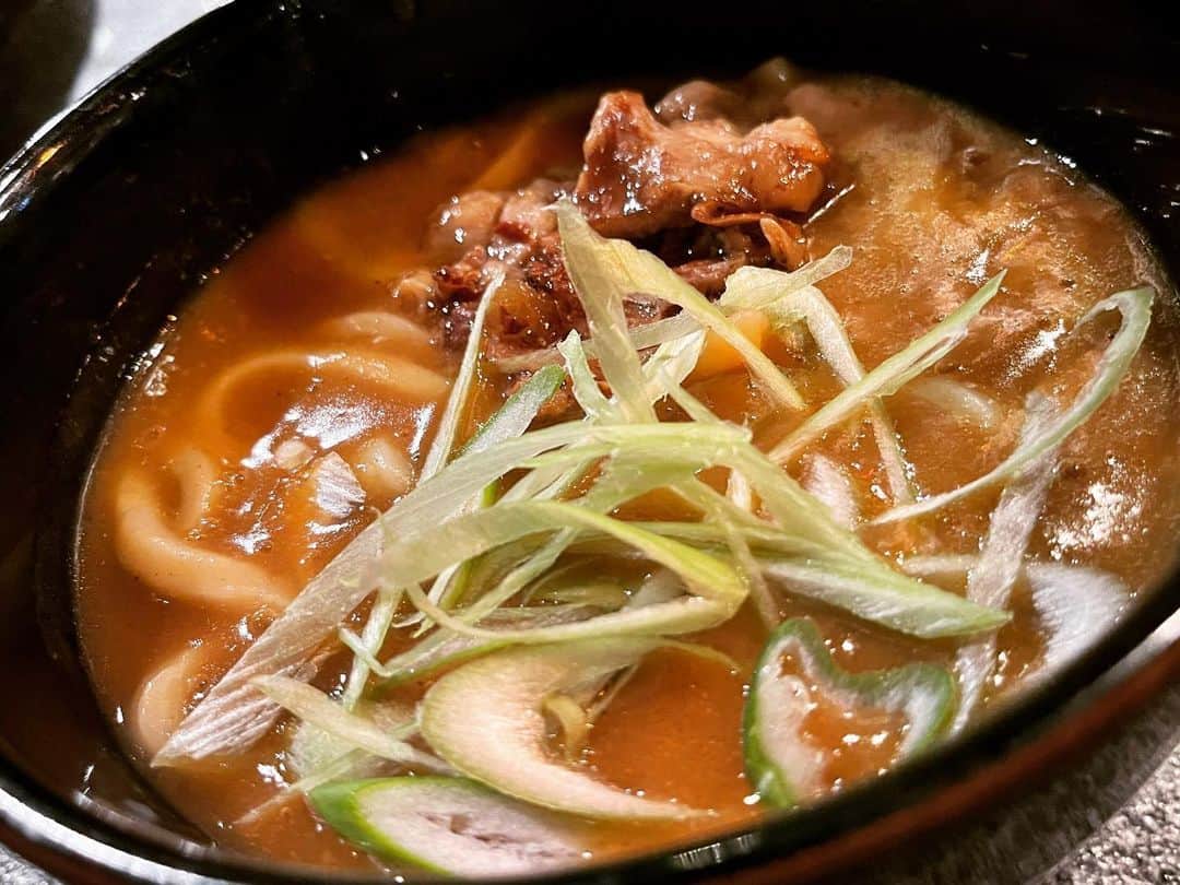 菊地浩輔のインスタグラム：「#王子 #ウカレウドン #カレーうどん  美味過ぎたよー 王子のオススメ店✨」