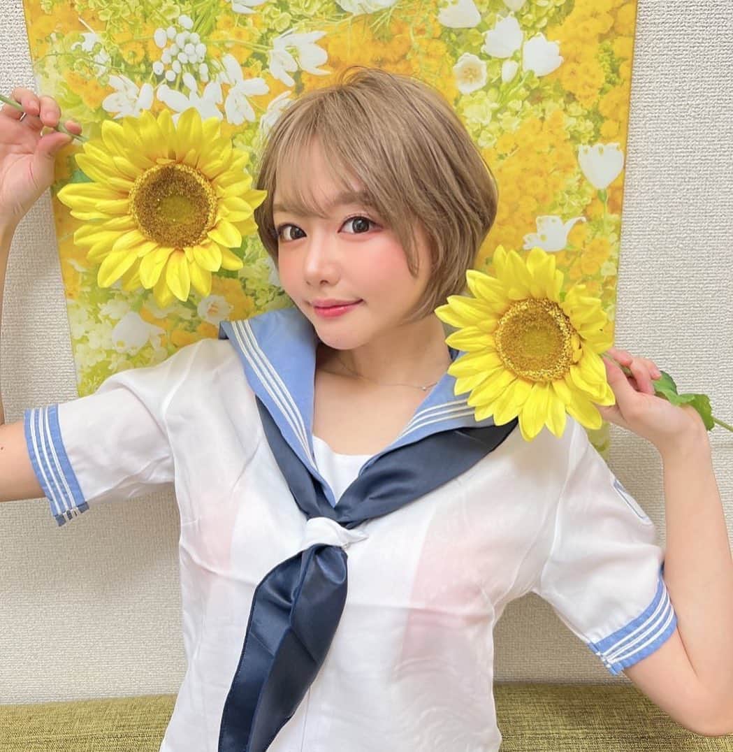 のインスタグラム：「🌻💓」