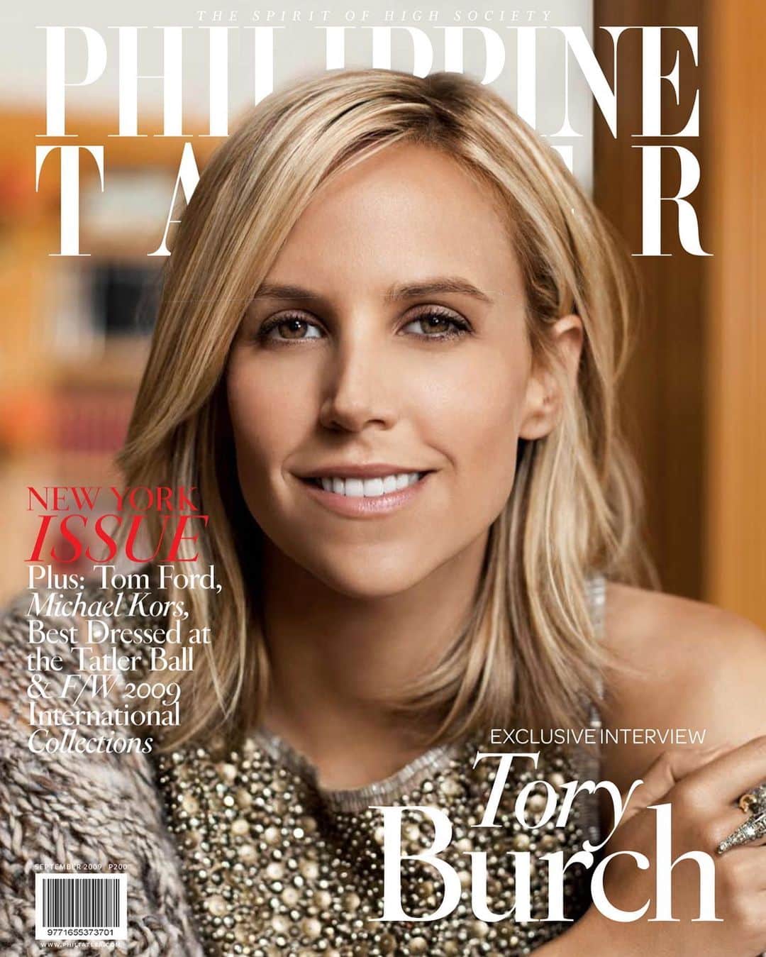ナイジェル・バーカーのインスタグラム：「@toryburch for @tatlerphilippines at her home in nyc. Side story, she made freshly baked cookies for the whole team during the shoot! Xxxx」