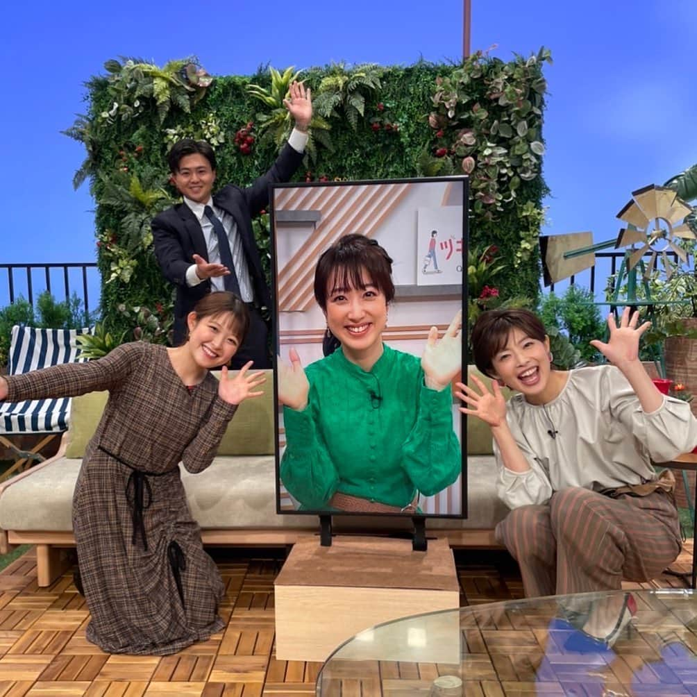 川田裕美さんのインスタグラム写真 - (川田裕美Instagram)「明日放送のytv『ツキイチanna』に出演させていただきます😊写真は昨年リモート出演した時のもの。 今回は明日10:25〜 大阪の読売テレビ特設スタジオにて 公開生放送です✨ 平日なのでなかなか難しいかもしれませんが、城まち祭も開催されていますので、お時間ある方は是非😊  読売テレビ出身ですが、局に入る時、なぜか1番緊張します…😳  #ツキイチanna #城まち祭」3月23日 9時30分 - hiromikawata163