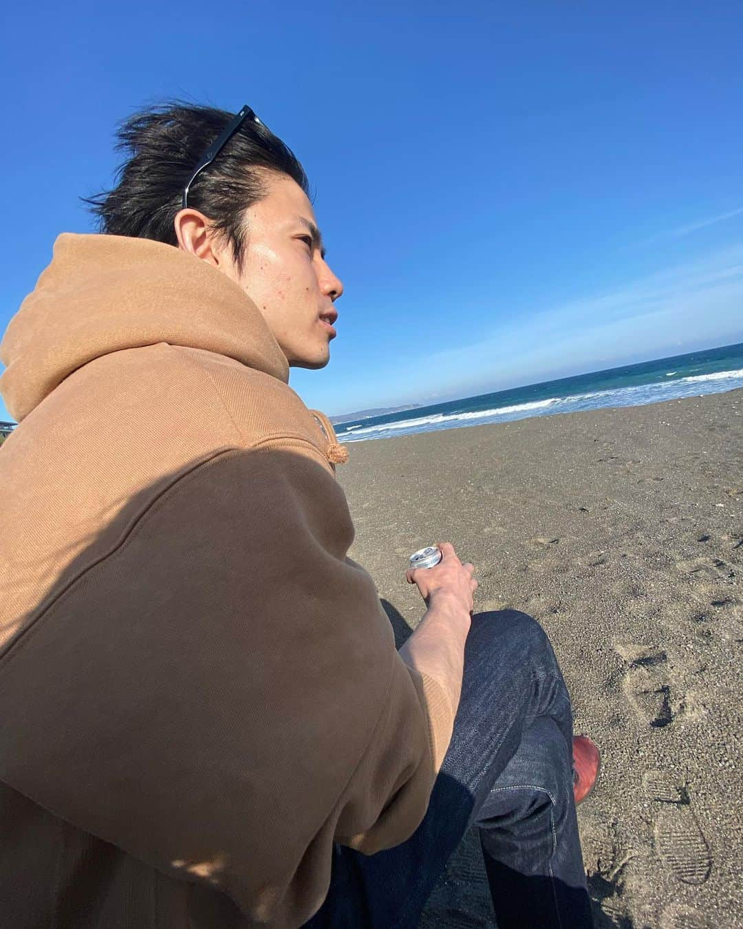 広瀬達也のインスタグラム：「YES🌊🍺」